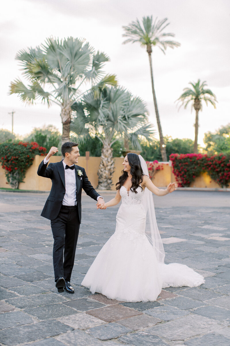 classic-royal-palms-phoenix-wedding-photographer