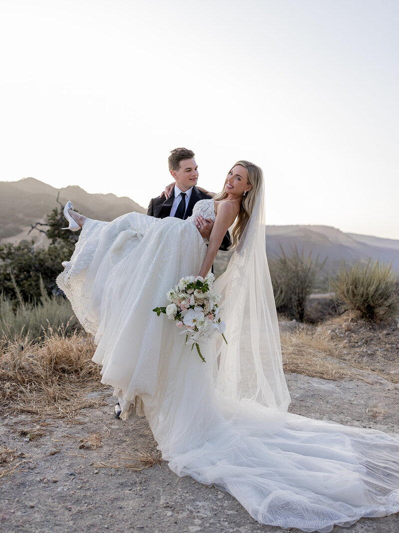 10 - Summer and Paris Wedding - Sunset Couple Photos - 252_websize (1) 10 - Summer and Paris Wedding - Sunset Couple Photos - 252_websize (1)