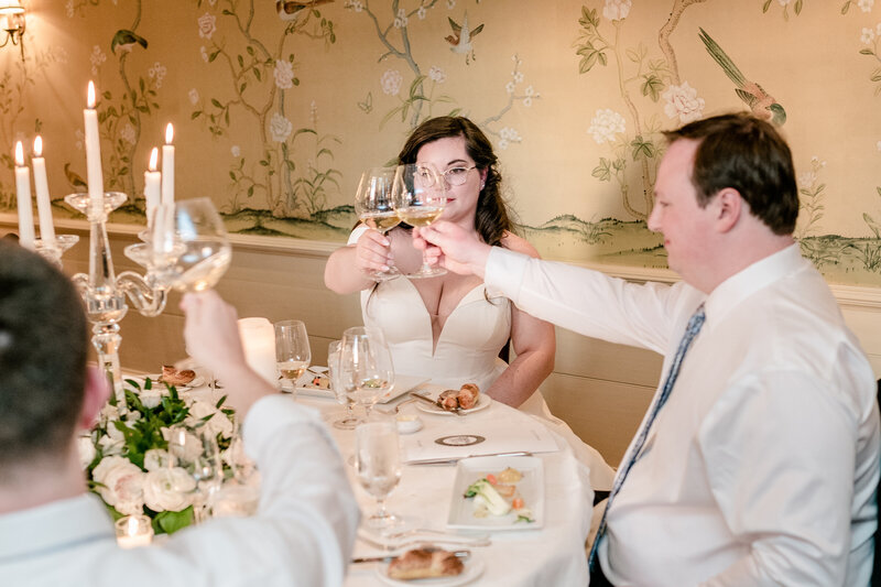 intimate-fine-dining-wedding-in-washington-virginia-00035