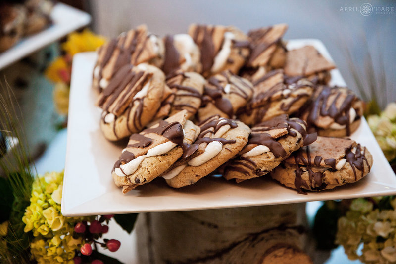 Detail-Photo-from-a-Vail-Colorado-Wedding-Cookie-Bar-by-Cowboy-Gourmet-Events