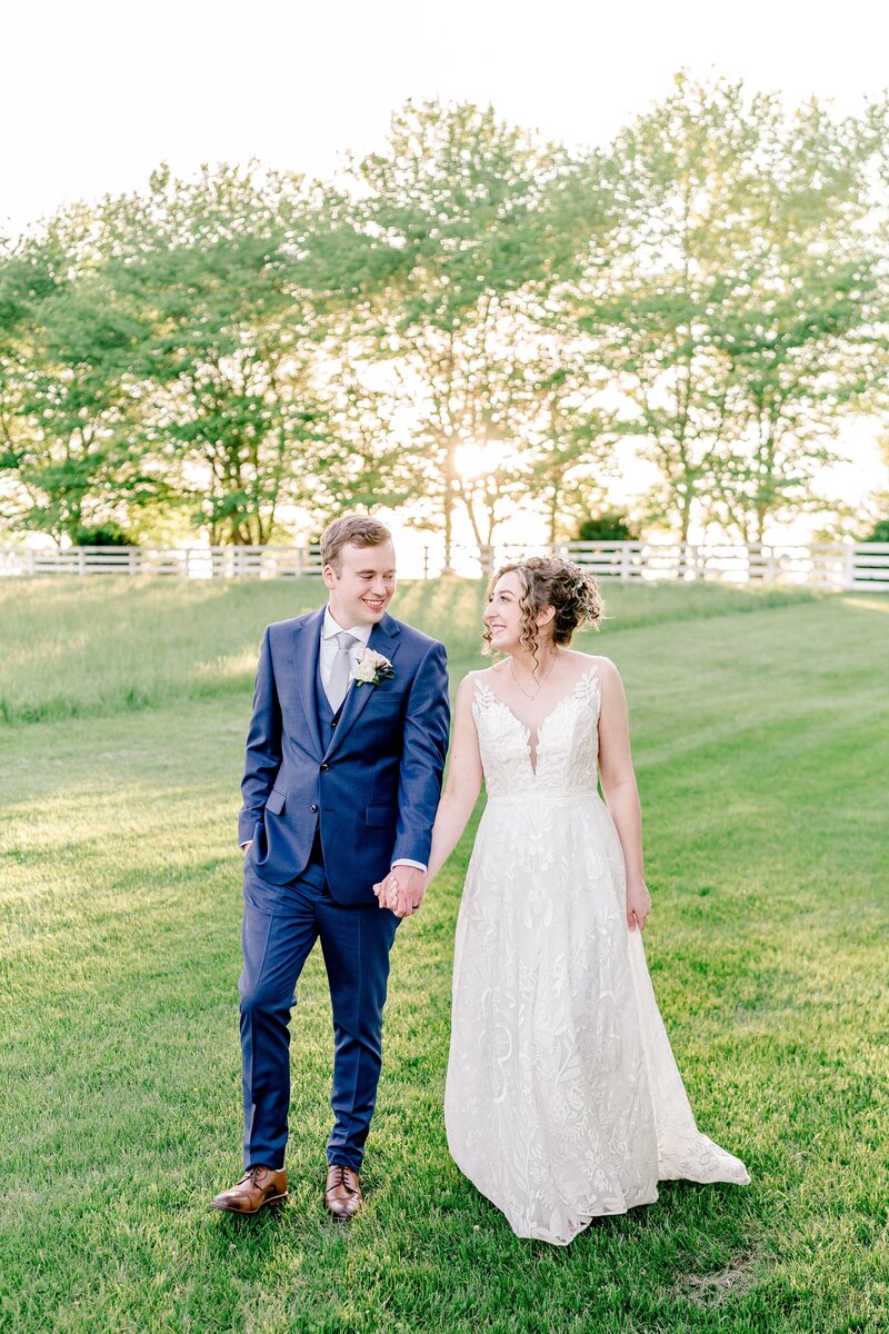 vibrant-farm-wedding-in-waterford-virginia-00050