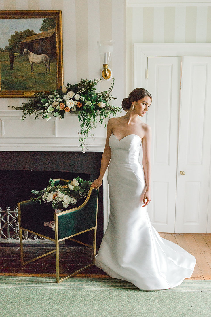 Wedding-Keeneland-Modern-Bride-Portrait-Kentucky-Photo-By-Uniquely-His-Photography079