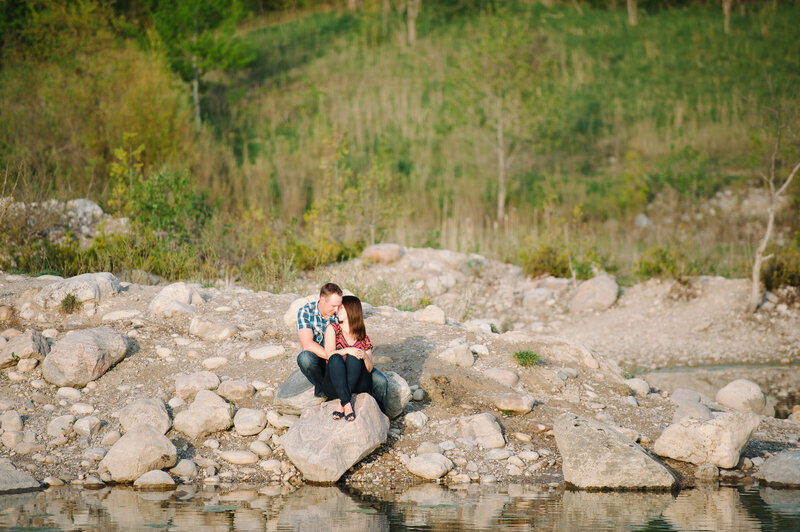 Chelsey Kae Photography on the rocks at Niska Walking Trail