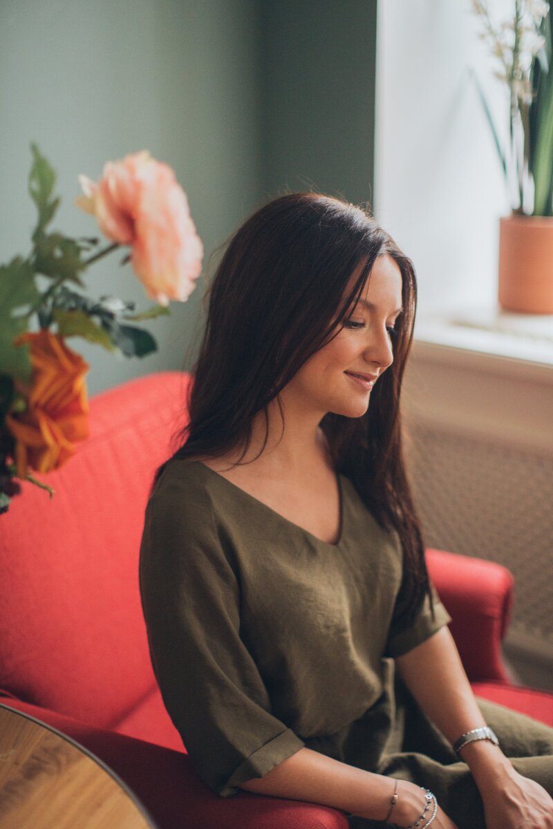 pexels-elina-sazonova-4404045