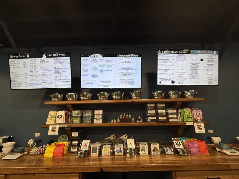 dixfield-store-earth-keeper