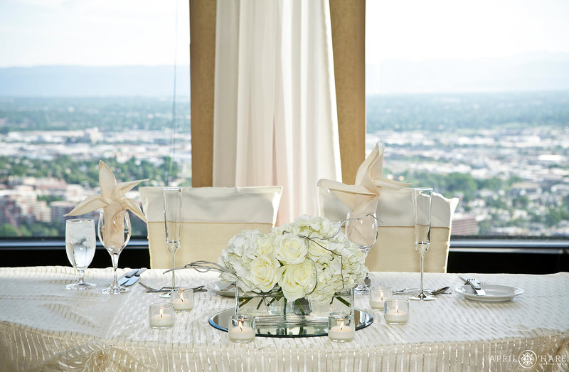 Cream-Colored-Sweetheart-Table-Wedding-Venue-in-Downtown-Denver-Colorado-Grand-Hyatt-Pinnacle-Club