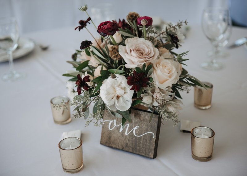 Blush wedding flower table arrangement