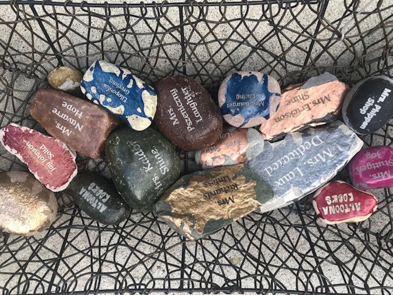 Rocks with words of hope