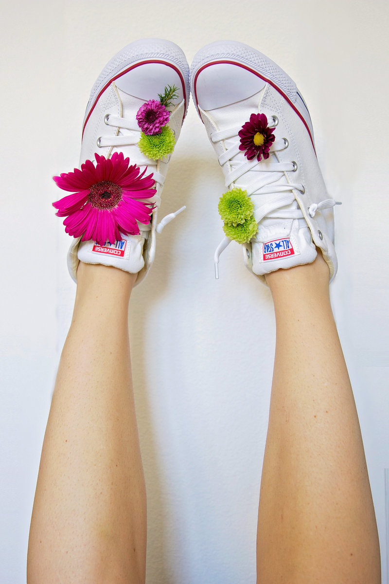 flowers-feet