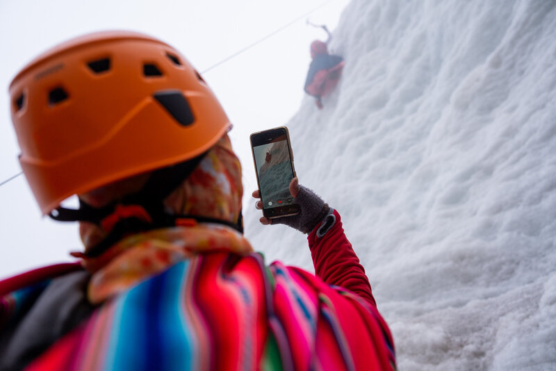 climbing_cholita_cecilia_rufina_lifestyle_andes_bolivia1.jpg