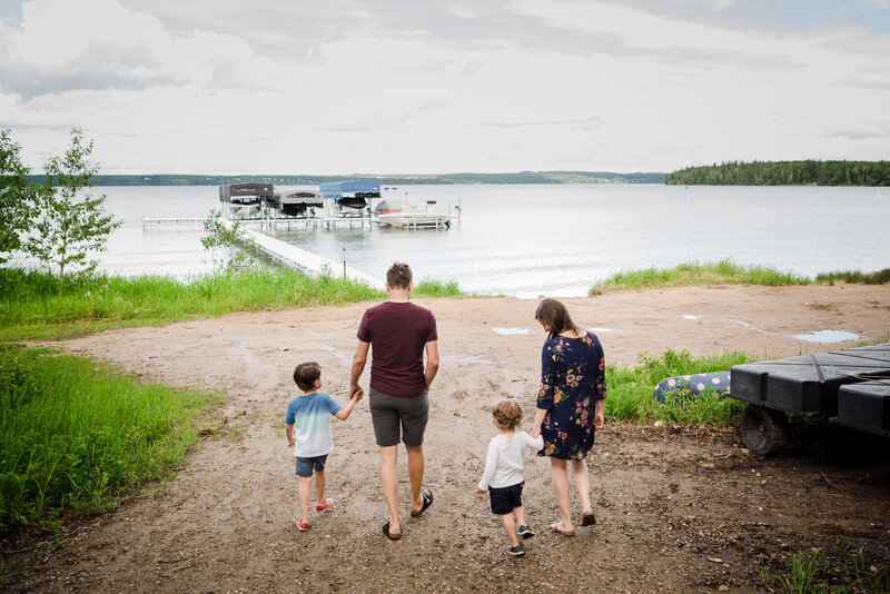 Sylvan Lake Family Photos-1