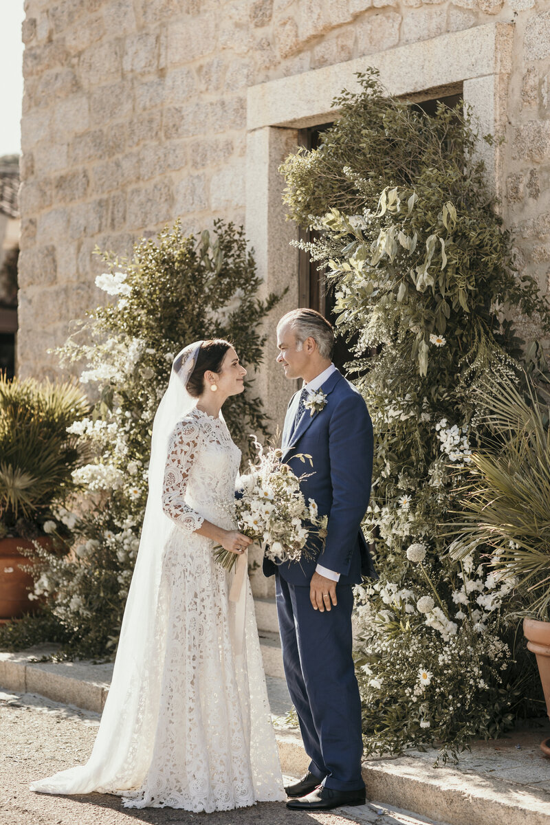 Wild and romantic wedding in sardinia