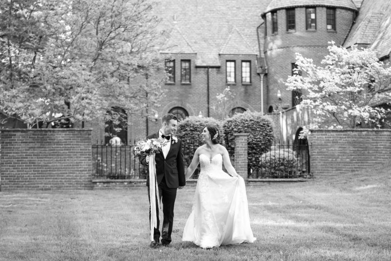 purcell mansion aliiance ohio styled wedding photos photographed by Jamie Lynette Photography Canton Ohio Wedding and Senior Photographer