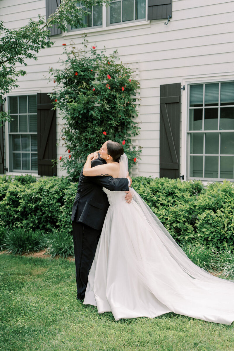 Sydney&Hayes_CharlottesvilleWedding_SneakPeek-29