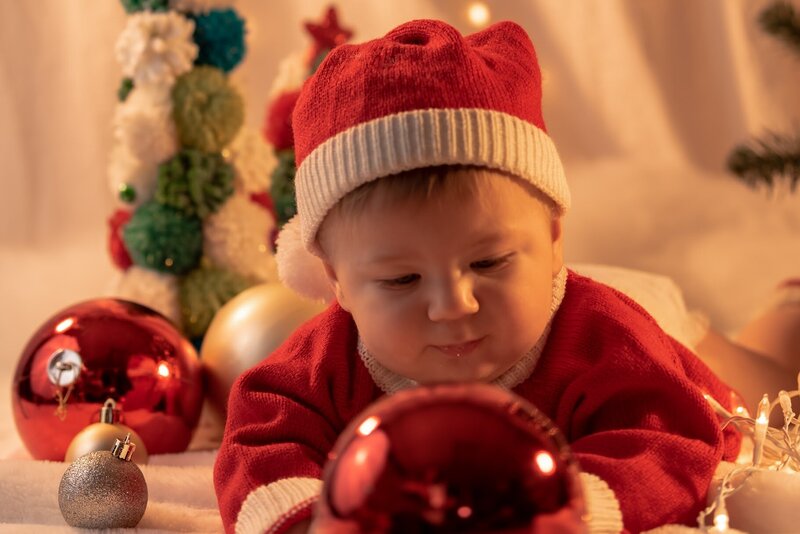 Seasonal Christmas baby photography
