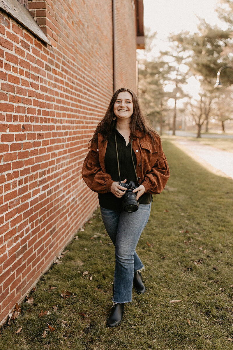 Kayla_Lavallee_Headshots_3.22.22-18