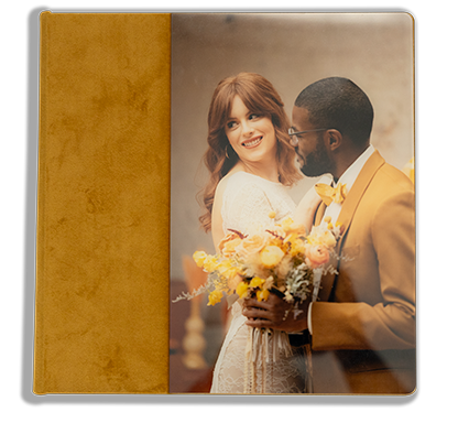 Cover of a wedding album By Indianapolis Wedding photographer | GreenPoint Photography