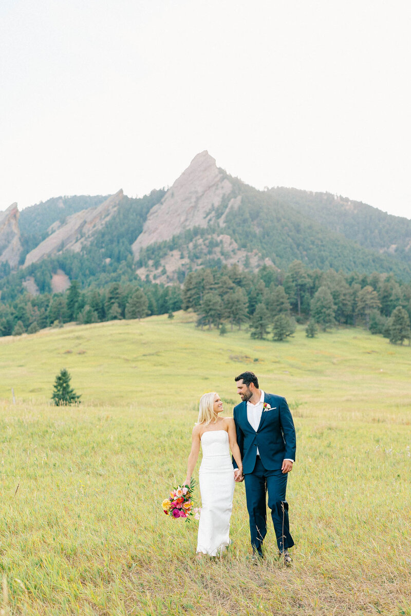 Light-and-airy-Colorado-Wedding-Photographer-26