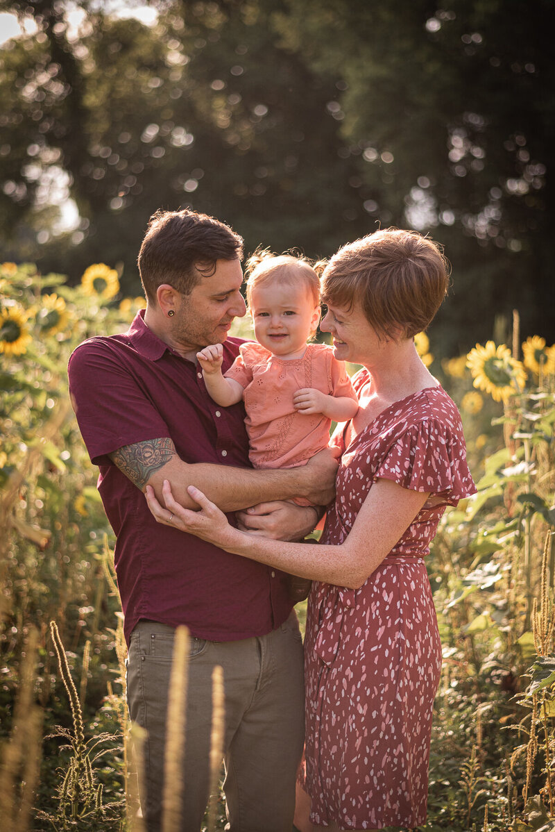 kelbly-deutsch-family-forks-of-the-river-sunflower-portraits-42 - Copy
