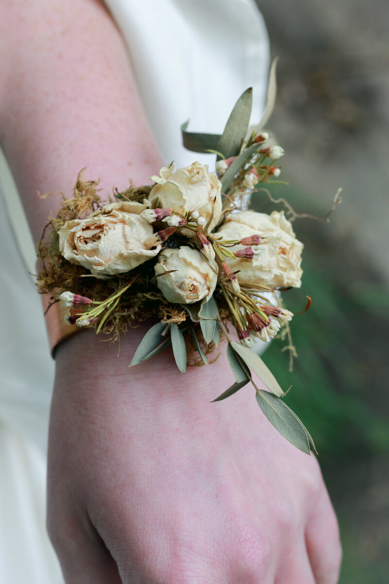 greenwich-new-york-preservation-floral-wedding-westchester-bouquet-boho-9