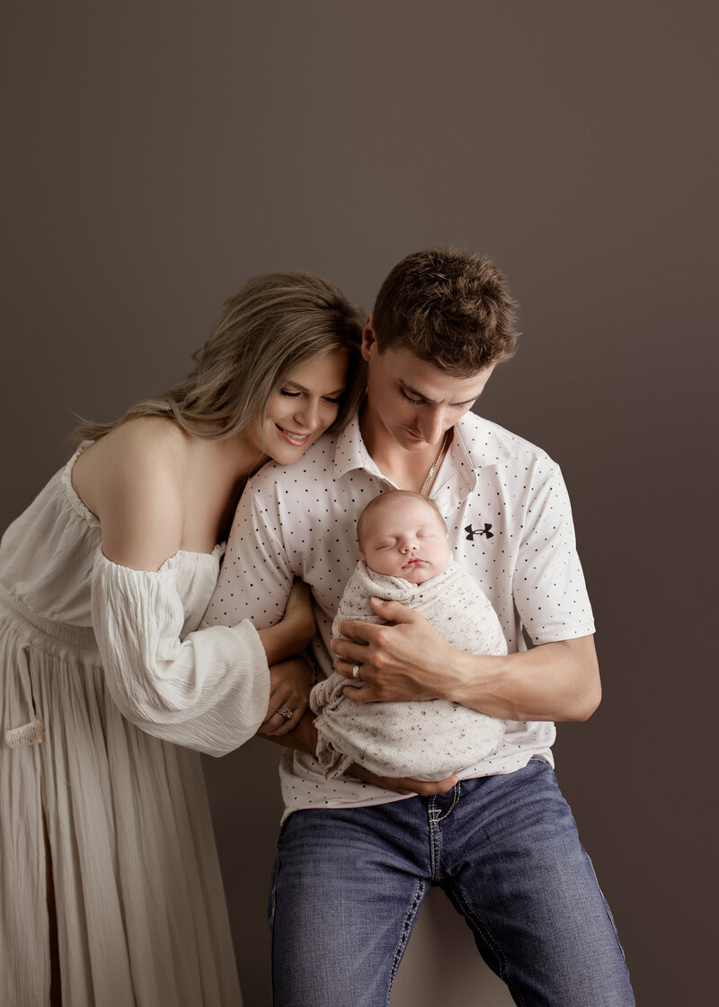 Edmonton Newborn Portraits by Kelsie Kelly Photographer 2025 YEG Best (13)