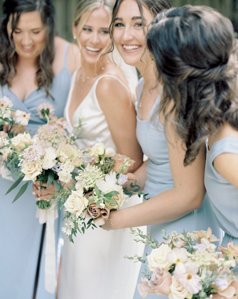 Alex Thornton Charleston wedding photographer image of bridal party