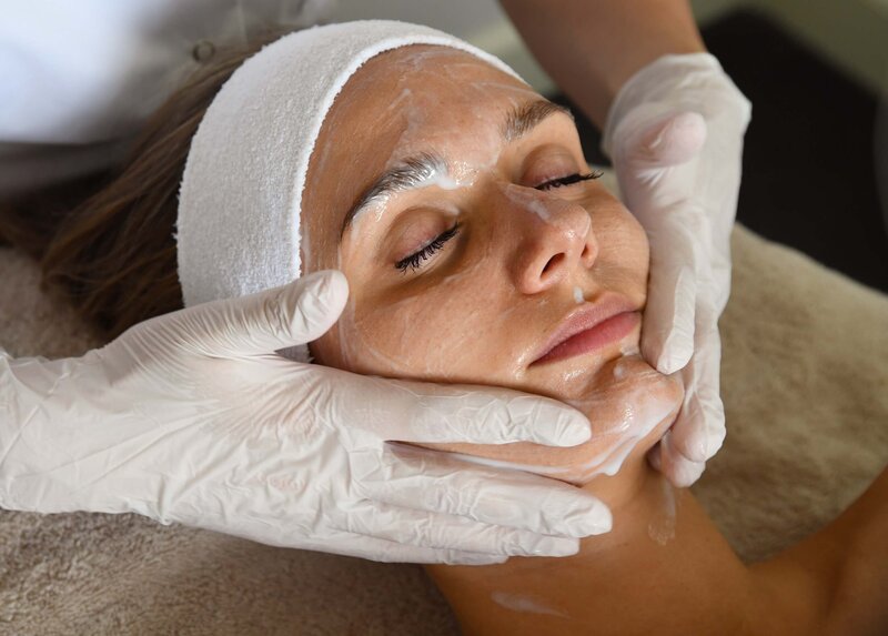 Peeling behandeling door Skinflow huidtherapie in Duiven regio Arnhem