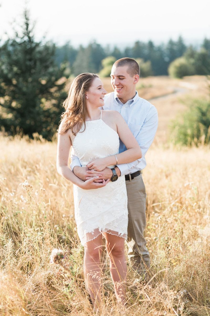 Engagement photos at Powell Butte in Portland