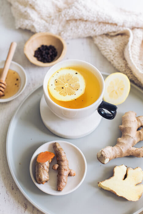 Healing lemon, tumeric, ginger tea