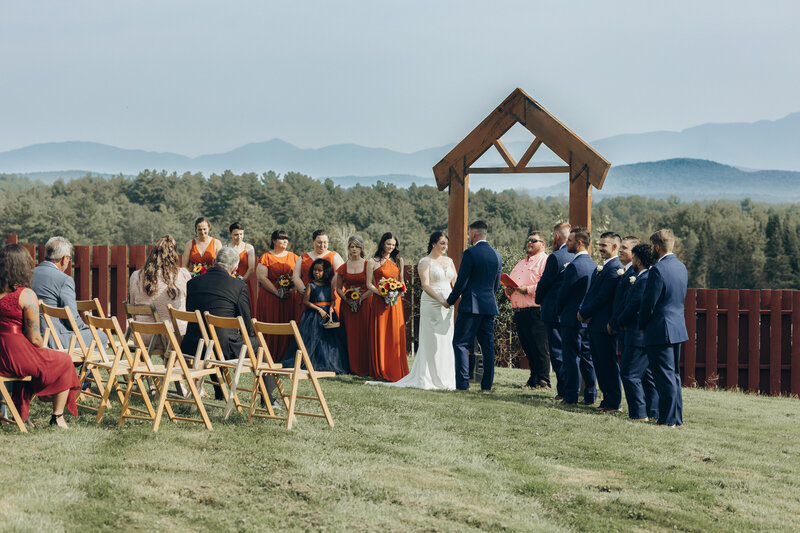 COUPLE-GETTING-MARRIED-IN-VERMONT