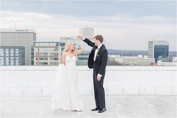 Ryan & Alyssa are a husband and wife wedding photography team based in Greenville, South Carolina