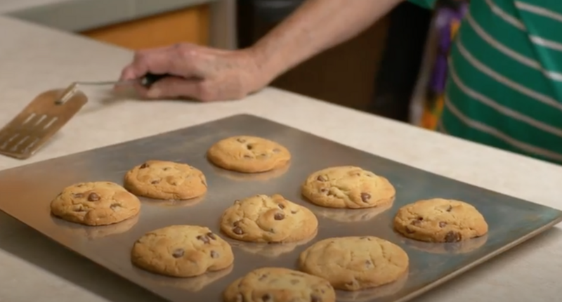 video screenshot of baked cookies on a tray
