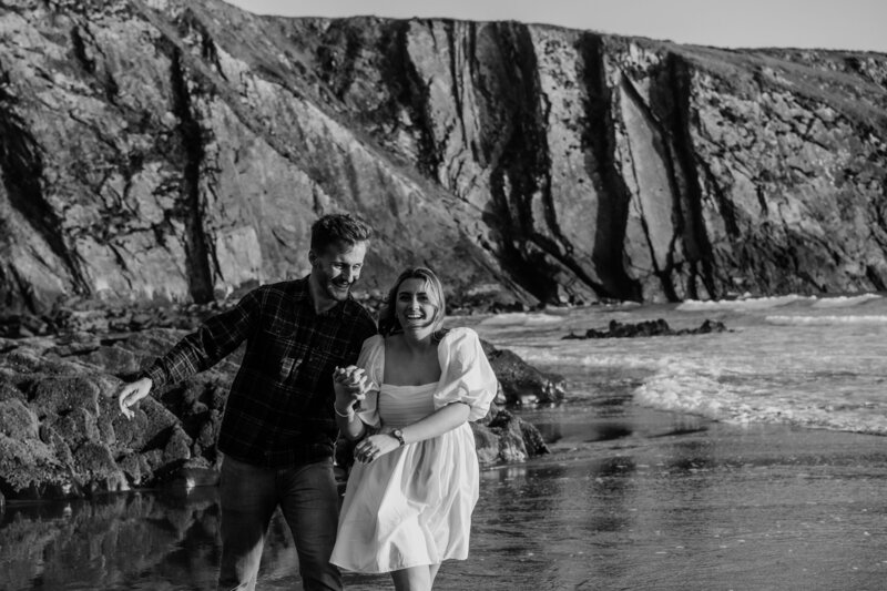engagement photography on the beach