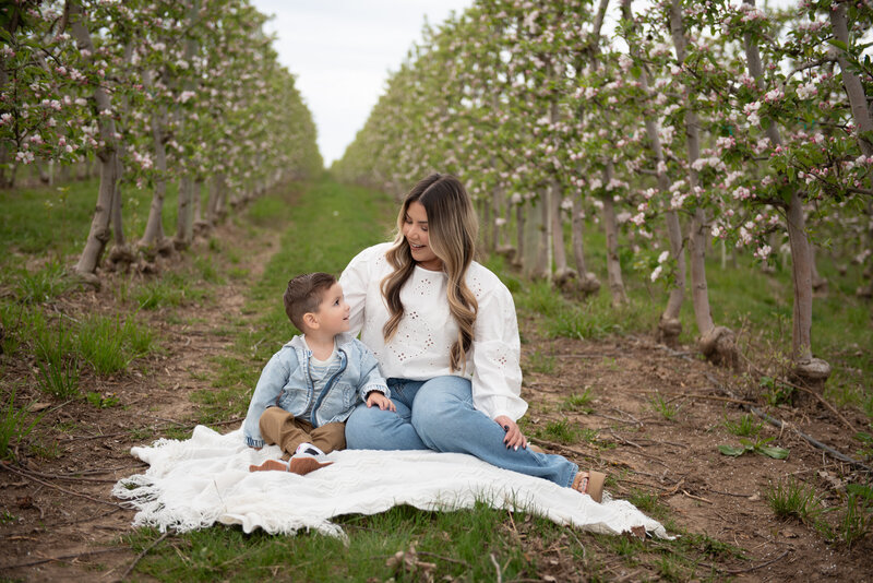 tri-cities-wa-child-family-photograher-2024-6