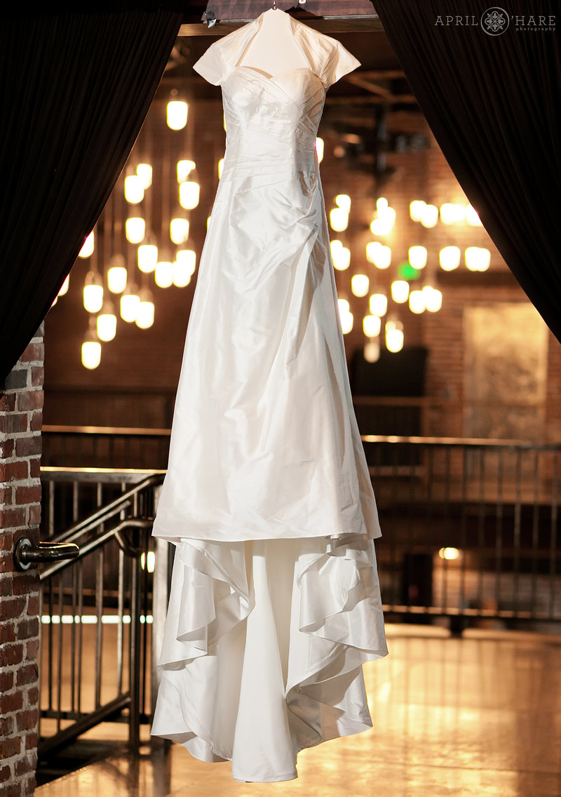 Little-White-Dress-Shop-Justin-Alexander-Bridal-Gown-April-O'Hare-Photography-Denver-CO-9