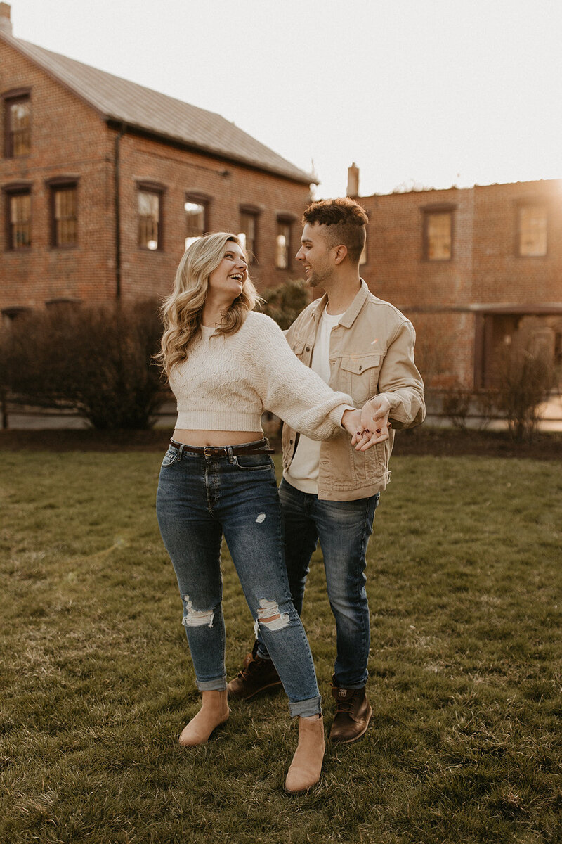 014_Emily_Tim_Couples_Session_3.22.22-93