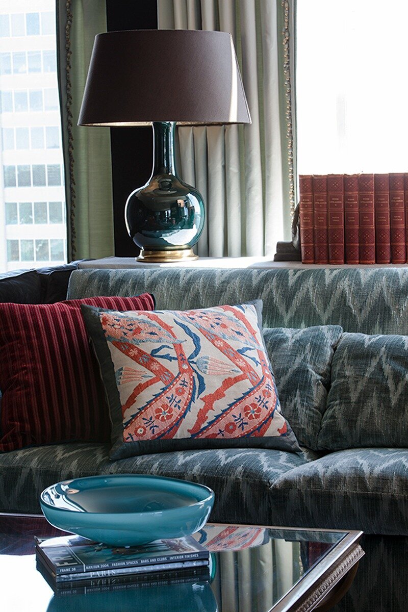 Kimberley's gorgeous Toronto apartment in Chantelaine