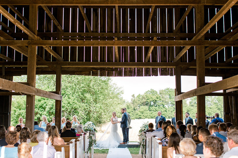 Wedding-Walnut-Way-Farm-Barn-Ceremony-Photo-By-Uniquely-His-Photography036