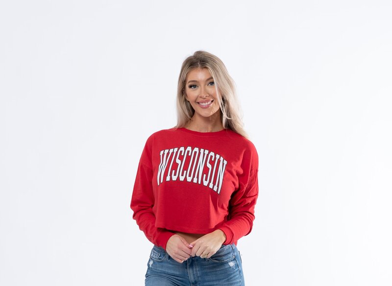 wisconsin cropped longsleeve shirt in red