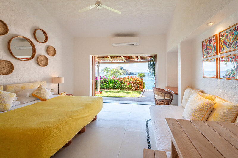 1-Careyes-Mexico-Properties-Villas-Casita-Carioca-Bedroom-Ocean-View-5706