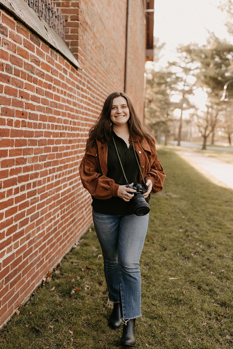 Kayla_Lavallee_Headshots_3.22.22-19