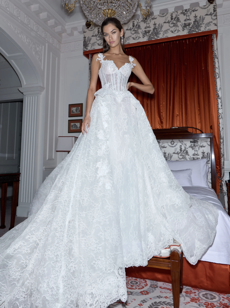 chinese dress ladies Luxury Beaded Short Wedding Dresses with Lace Floral Appliques  Make Me  Elegant