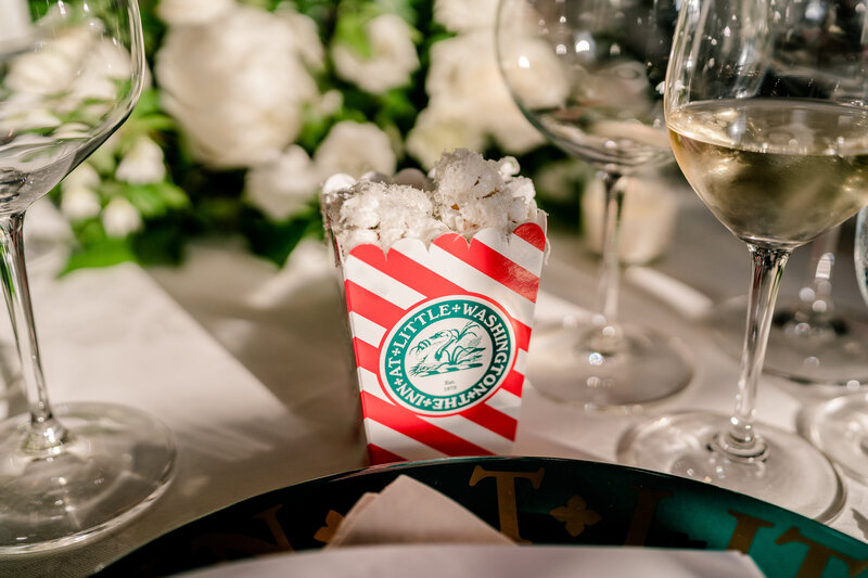 intimate-fine-dining-wedding-in-washington-virginia-00030