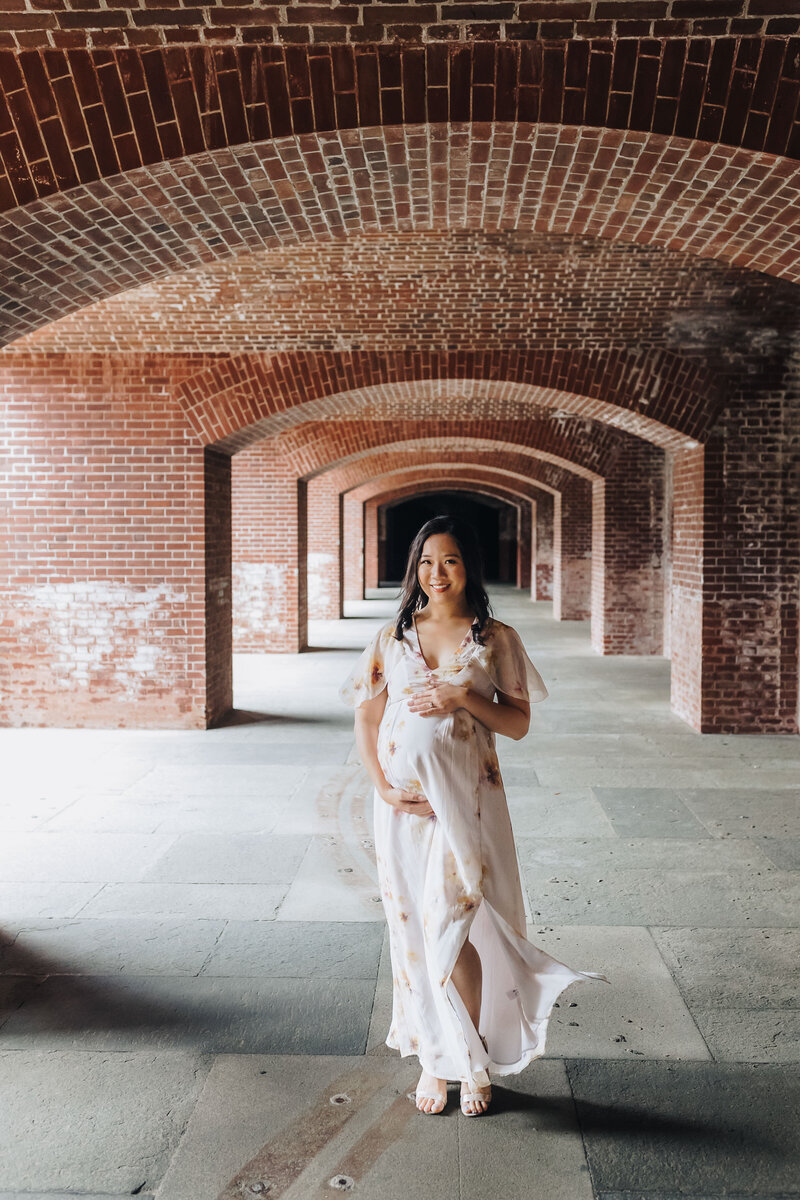Pregnant mom at Fort Point Emily Woodall Photographyy