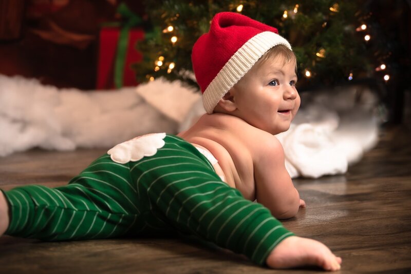 Seasonal Christmas baby photography
