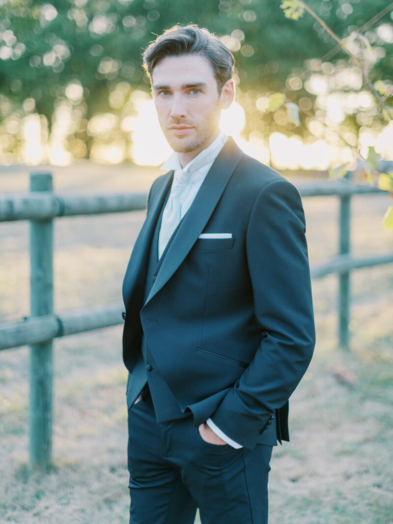elegant-groom-portrait