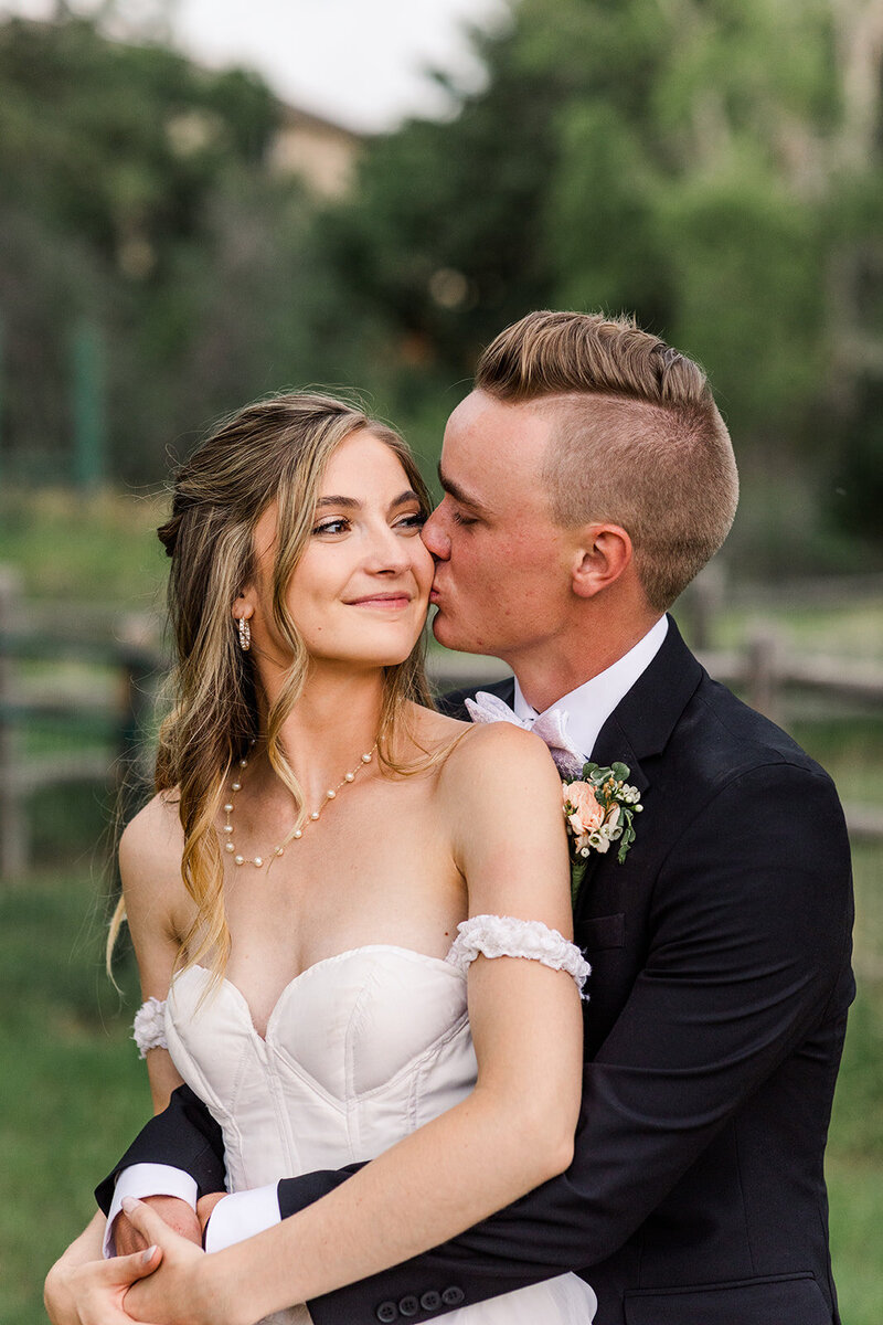 The Holt_s Wedding _ Marissa Reib Photography _ Tulsa Wedding Photographer-1025