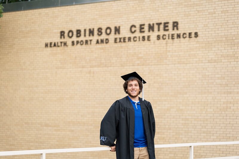 College Graduation Photos at Kansas University's Campus in Lawrence, KS Photographer - College Graduation Photographer_0034