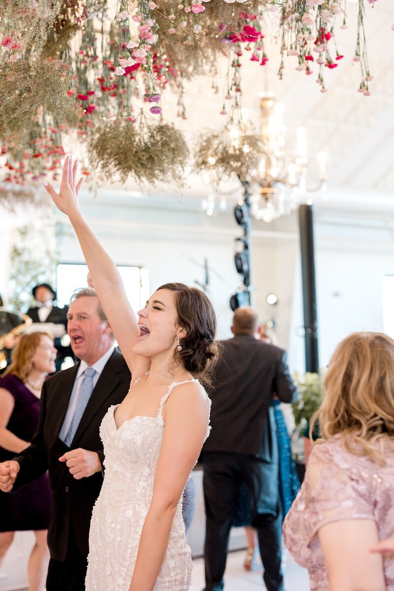 bavaria-downs-wedding-venue-luxury-mn-alexandra-robyn-photo_0206