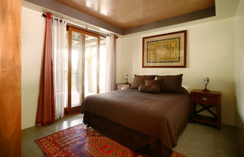 queen bed pacifico cottage blue spirit costa rica